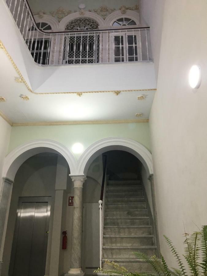 Apartamento Nuevo En Casa Tipo Palacio Cadix Extérieur photo